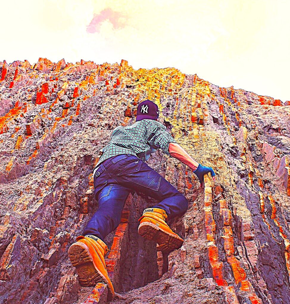 people
man
guy
climbing
nature
mountain
hill
rocks
cliff
adventure
outdoor